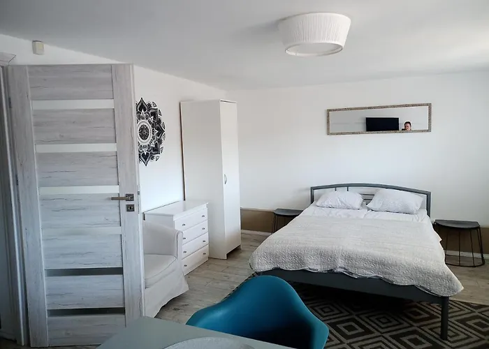 Ul.powstania Wielkopolskiego 18 דירה